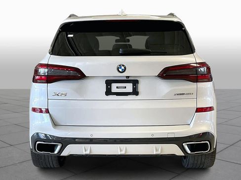 Used 2021 BMW X5 xDrive40i w/ M Sport Package image 4