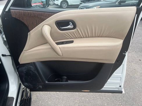 Used 2018 Nissan Armada Platinum w/ Cargo Package RWD image 3