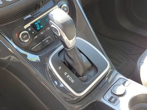 Used 2013 Ford Escape Titanium w/ Parking Technology Pkg AWD/4WD image 30
