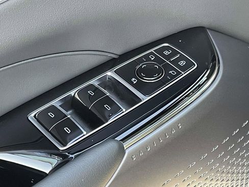 New 2026 Cadillac Lyriq Sport image 17