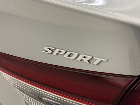 Certified 2025 Honda Civic Sport image 11