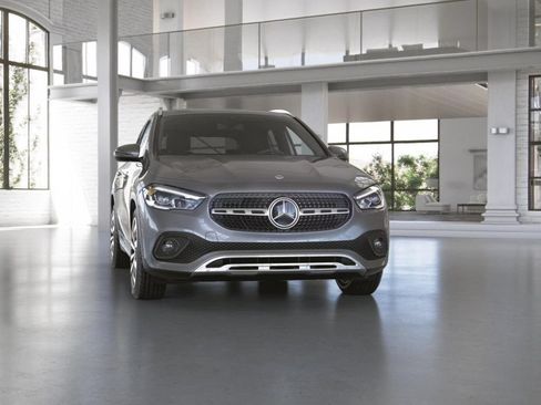 Used 2023 Mercedes-Benz GLA 250 4MATIC image 9