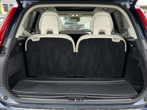 Used 2024 Volvo XC90 B6 Ultimate w/ Protection Package Premier AWD/4WD image 14