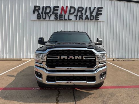 Used 2023 RAM 3500 Big Horn w/ Level 1 Equipment Group AWD/4WD image 10