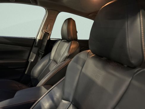 Used 2023 Subaru Crosstrek 2.5i Limited image 12