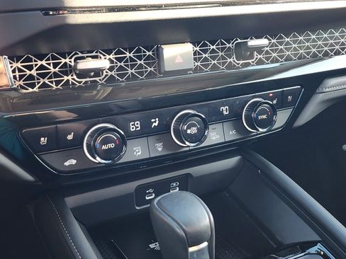 Used 2024 Honda Accord Touring image 26