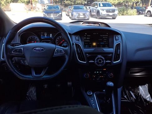 Used 2017 Ford Focus RS image 19