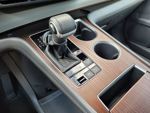 Used 2023 Toyota Sienna XLE image 15