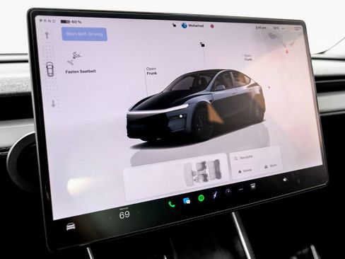 Used 2026 Tesla Model Y 2WD image 26