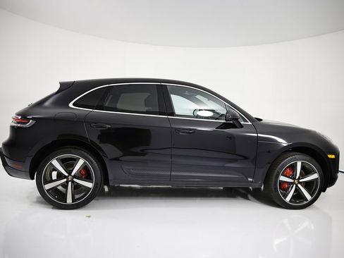 New 2026 Porsche Macan S image 8