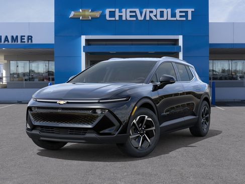 New 2026 Chevrolet Equinox EV LT FWD image 42