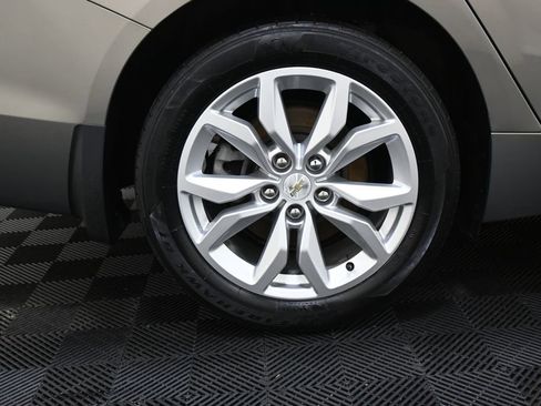 Used 2018 Chevrolet Impala LT FWD image 31
