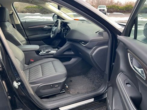 Used 2023 Buick Envision Avenir image 11