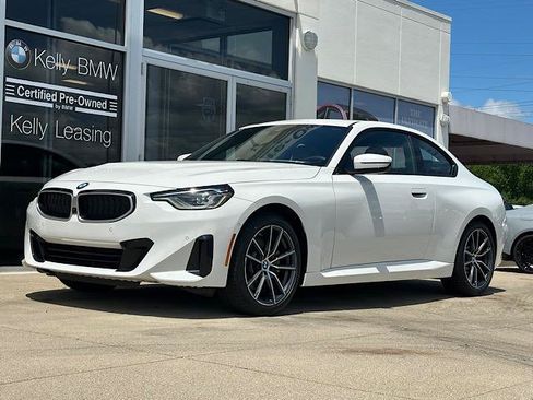 Certified 2025 BMW 230i xDrive Coupe w/ Premium Package AWD/4WD image 4