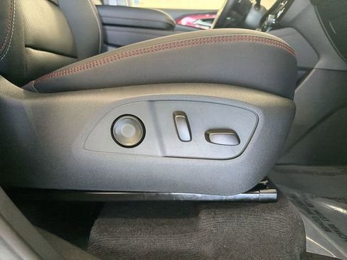 New 2026 Chevrolet Traverse RS image 25