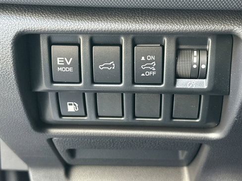 New 2026 Subaru Forester Touring AWD/4WD image 32