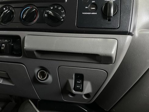 Used 2005 Ford F450 2WD SuperCab Super Duty image 33