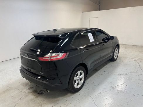 Used 2019 Ford Edge SE AWD/4WD image 3