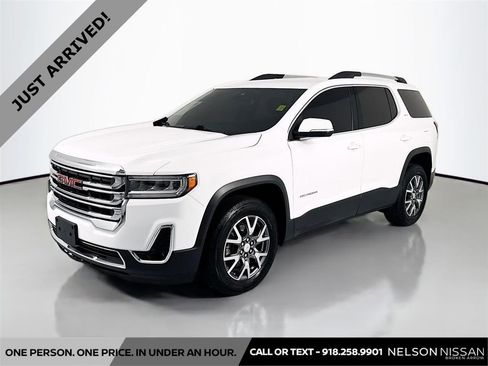 Used 2023 GMC Acadia SLT AWD/4WD image 1