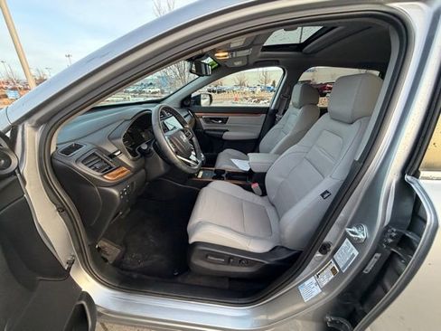 Used 2022 Honda CR-V Touring image 12