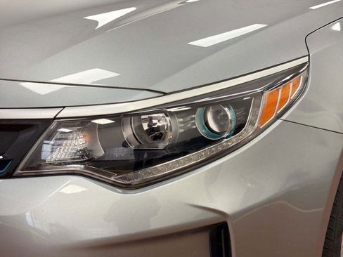 Used 2018 Kia Optima EX FWD image 10