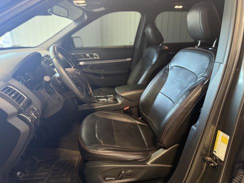 Used 2018 Ford Explorer Sport w/ Equipment Group 401A image 9