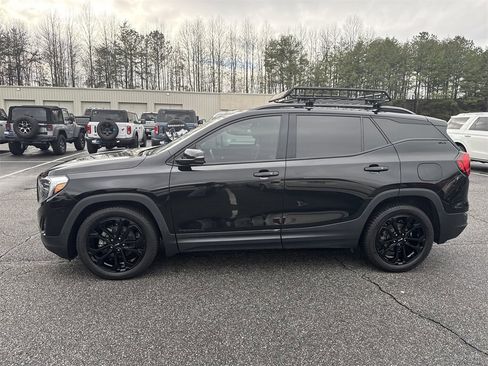 Used 2021 GMC Terrain SLT w/ Elevation Edition image 4