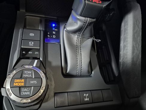 New 2025 Toyota Tacoma TRD Off-Road image 37