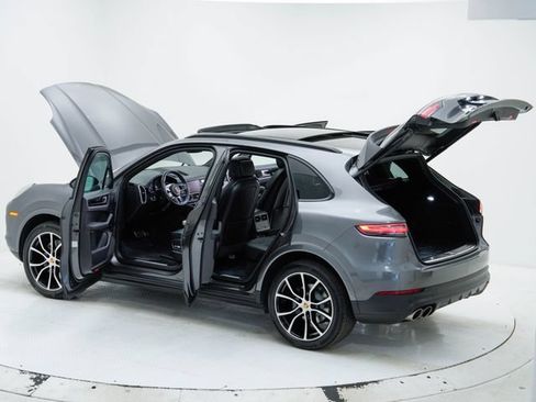 Certified 2021 Porsche Cayenne S AWD/4WD image 35