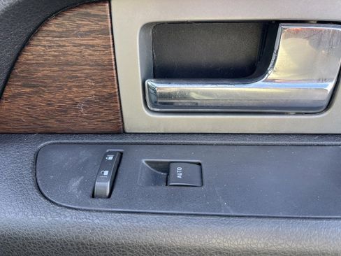 Used 2013 Ford F150 Lariat w/ Luxury Equipment Group image 10