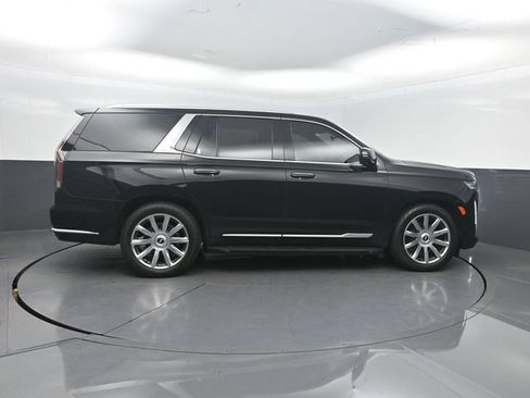 Used 2021 Cadillac Escalade Premium Luxury Platinum RWD image 33