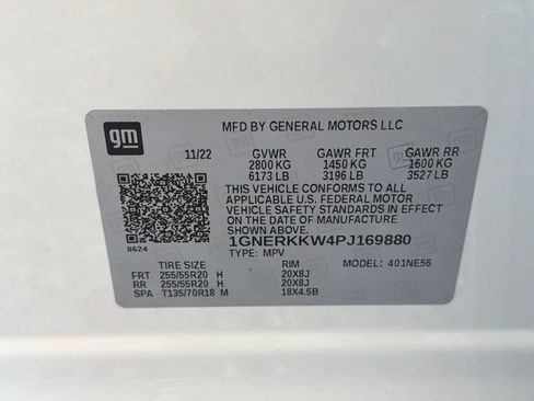 Used 2023 Chevrolet Traverse Premier w/ LPO, Floor Liner Package FWD image 42