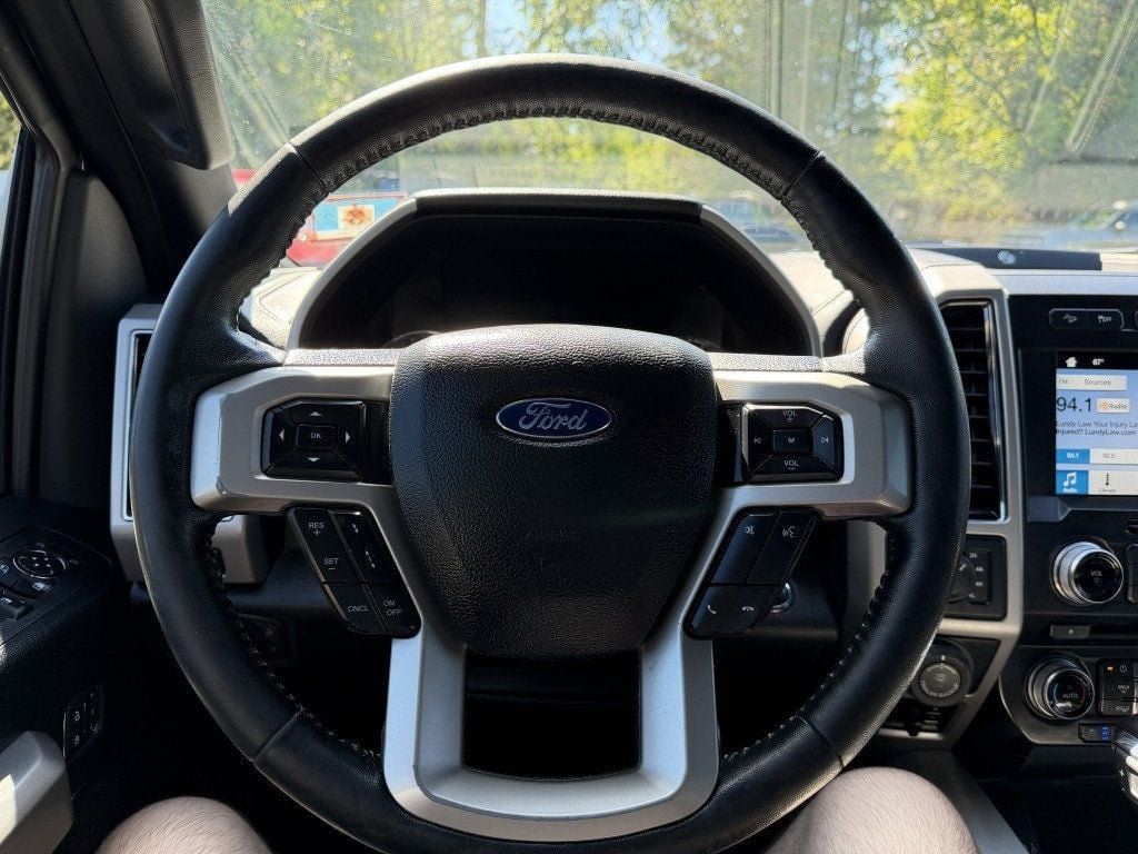 Used 2018 Ford F150 Lariat w/ Equipment Group 502A Luxury AWD/4WD image 13