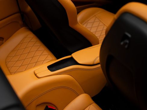 Used 2015 Ferrari California T RWD image 76