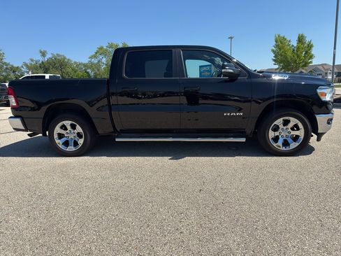 Used 2022 RAM 1500 Big Horn AWD/4WD image 5