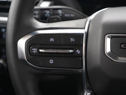 Used 2025 GMC Yukon Denali image 26