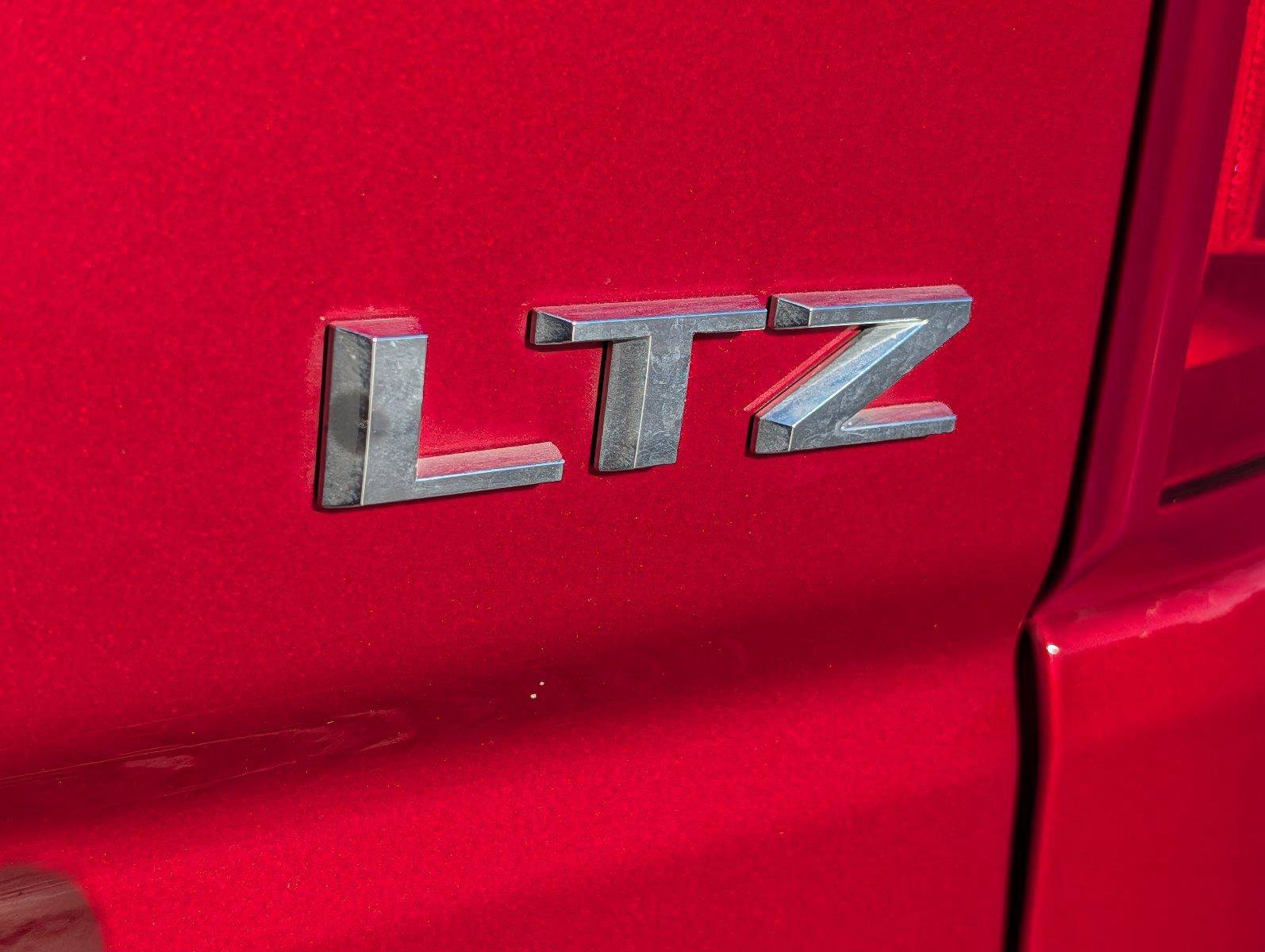 Certified 2024 Chevrolet Silverado 1500 LTZ w/ LTZ Premium Package AWD/4WD image 38
