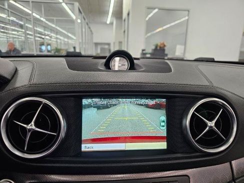 Used 2013 Mercedes-Benz SL 550 image 25
