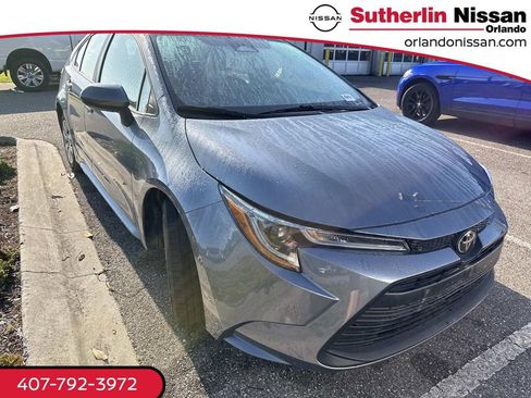 Used 2024 Toyota Corolla LE FWD image 1