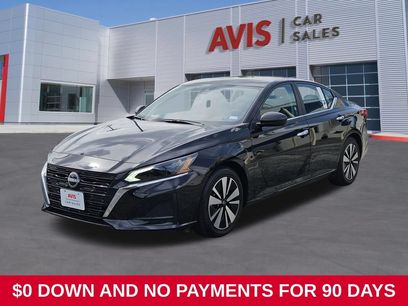 Used 2025 Nissan Altima 2.5 SV
