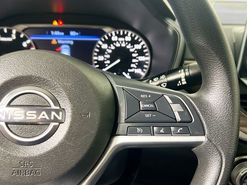 Used 2023 Nissan Altima 2.5 SV FWD image 19
