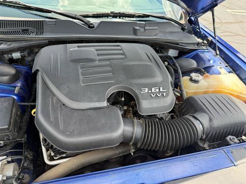 Used 2019 Dodge Challenger SXT w/ Blacktop Package RWD image 14