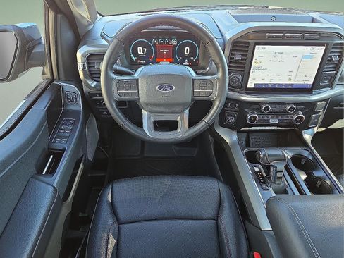 Used 2023 Ford F150 Lariat w/ Trailer Tow Package image 11