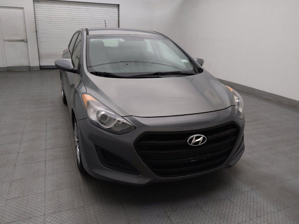 Used 2017 Hyundai Elantra GT FWD image 14