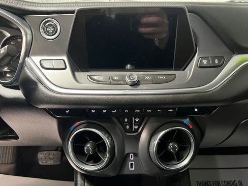 Used 2021 Chevrolet Blazer LT image 12