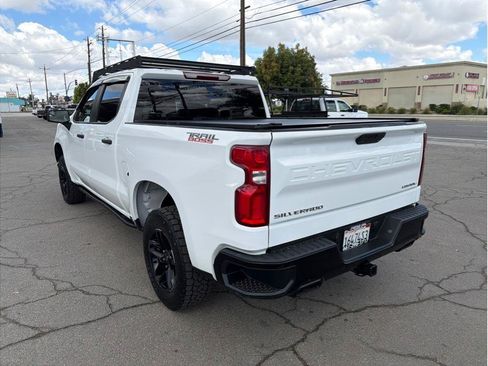Used 2019 Chevrolet Silverado 1500 Custom Trail Boss w/ Custom Convenience Package AWD/4WD image 14