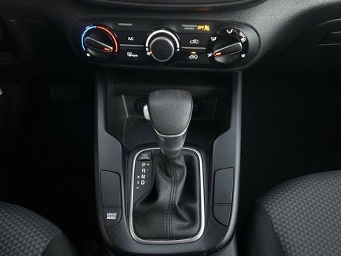 Used 2024 Kia Soul LX w/ Option Group 015 image 18