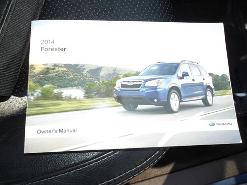 Used 2014 Subaru Forester 2.5i Premium AWD/4WD image 27