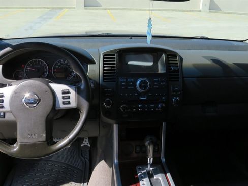 Used 2008 Nissan Pathfinder LE image 11