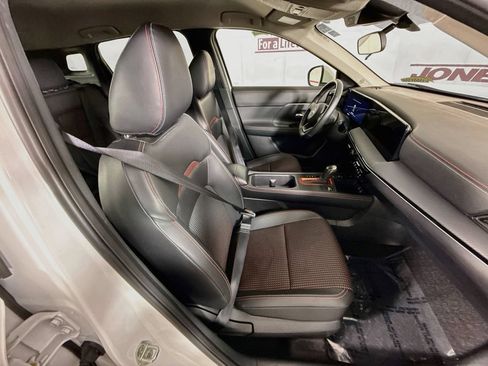 Certified 2025 Nissan Kicks SR AWD/4WD image 29